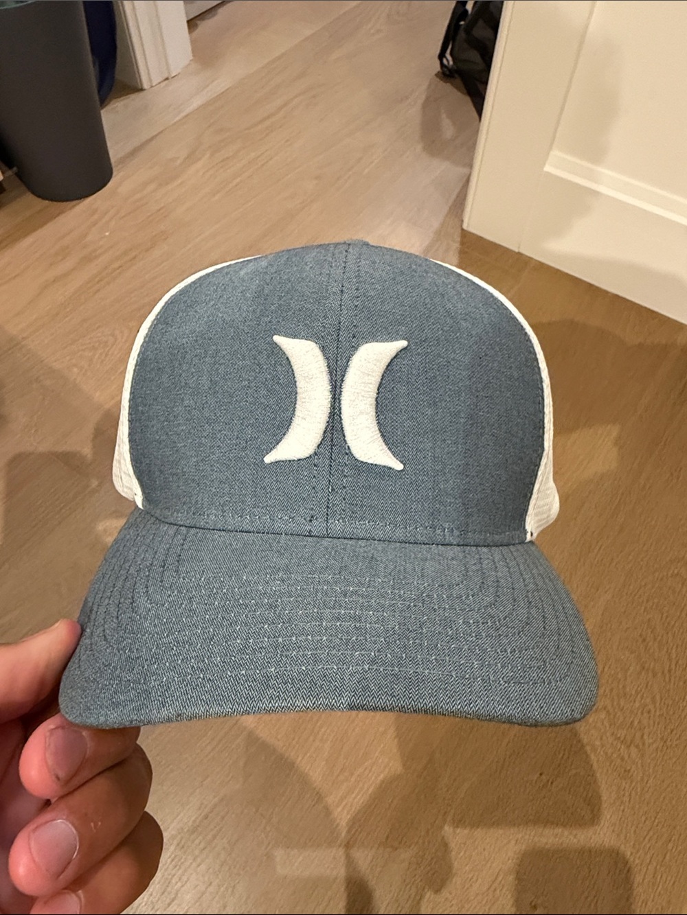 Hurley Blue & White Mesh Kids Trucker Hat
